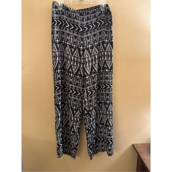 New B-Design Women’s Palazzo Light Weight Pants Size Medium - Picture 1 of 3